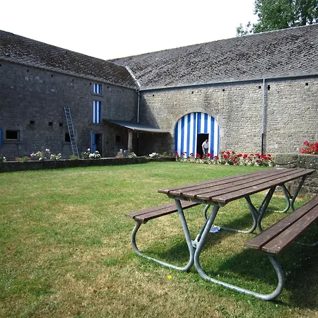 Cosy Cottage In Barvaux-Condroz With Garden Ferienhaus